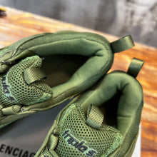 Load image into Gallery viewer, Balenciaga Triple S Sneakers