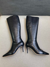 Load image into Gallery viewer, Gucci Pointed Cat heel Boots