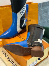 Load image into Gallery viewer, Louis Vuitton Flags High Boot