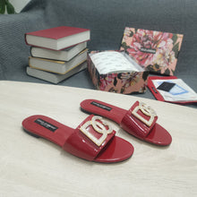 Load image into Gallery viewer, Dolce & Gabbana Calfskin Slides with DG logo