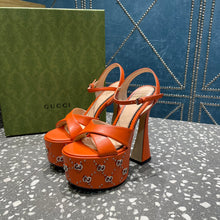 Load image into Gallery viewer, Gucci Interlocking G Studs Sandal