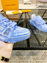 Load image into Gallery viewer, Louis Vuitton Trainer Sneakers
