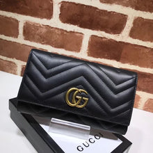 Load image into Gallery viewer, Gucci Marmont Continental Wallet