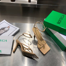 Load image into Gallery viewer, Bottega Veneta Stretch Heels