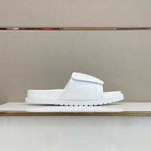 Load image into Gallery viewer, Louis Vuitton Miami Mule (Men Slippers)