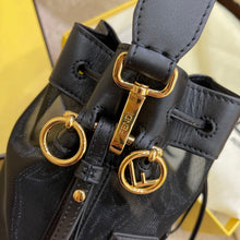 Load image into Gallery viewer, Fendi Mon Tresor Mini Bag