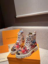 Load image into Gallery viewer, Louis Vuitton Baroque Ranger Boot