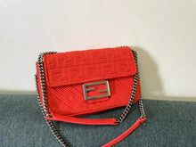 Load image into Gallery viewer, Fendi Midi Baguette Chain Bag