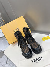 Load image into Gallery viewer, Fendi Boots