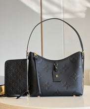 Load image into Gallery viewer, Louis Vuitton Carryall PM Bag