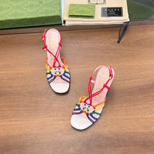 Load image into Gallery viewer, Gucci Women Sandal With Interlocking G