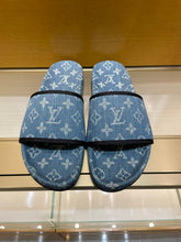 Load image into Gallery viewer, Louis Vuitton Men Slides