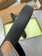 Load image into Gallery viewer, Burberry Men Slides