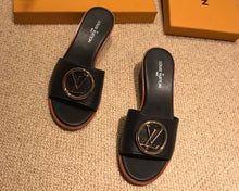 Load image into Gallery viewer, Louis Vuitton Lock It Mule