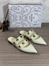 Load image into Gallery viewer, Valentino Mule