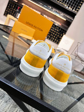 Load image into Gallery viewer, Louis Vuitton Ollie Sneakers
