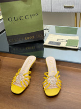 Load image into Gallery viewer, Gucci Women Slide Sandal With Crystals