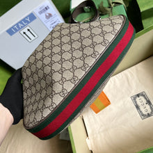 Load image into Gallery viewer, Gucci Attache Medium Shoulder Bag