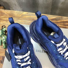 Load image into Gallery viewer, Balenciaga Triple S Sneaker - LUXURY KLOZETT