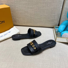 Load image into Gallery viewer, Louis Vuitton Revival Mule