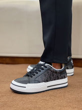 Load image into Gallery viewer, Christian Dior D Freeway Sneakers
