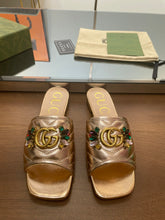 Load image into Gallery viewer, Gucci Double G Slide Sandal