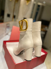 Load image into Gallery viewer, Valentino Boots