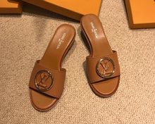 Load image into Gallery viewer, Louis Vuitton Lock It Mule