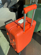 Load image into Gallery viewer, Rimowa Large Essential Suitcase