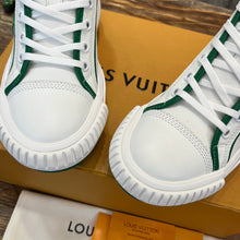 Load image into Gallery viewer, Louis Vuitton Squad Sneakers
