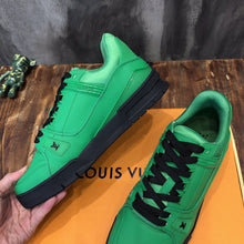 Load image into Gallery viewer, Louis Vuitton Trainer Sneakers