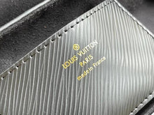 Load image into Gallery viewer, Louis Vuitton Twist MM Bag