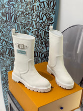 Load image into Gallery viewer, Louis Vuitton Territory Half Boots