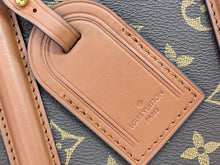 Load image into Gallery viewer, Louis Vuitton Soufflot MM Bag - LUXURY KLOZETT