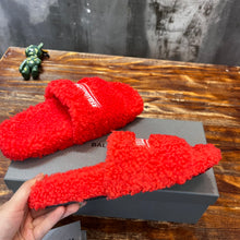 Load image into Gallery viewer, Balenciaga Furry Slide Sandals