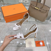 Load image into Gallery viewer, Hermes premiere 70 Heels