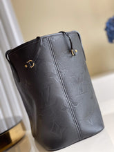 Load image into Gallery viewer, Louis Vuitton Neverfull MM Tote Bag
