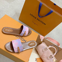 Load image into Gallery viewer, Louis Vuitton Lock it flat Mule