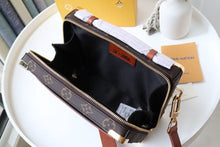 Load image into Gallery viewer, Louis Vuitton X NBA Handle Trunk Bag