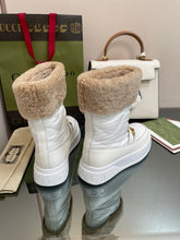 Load image into Gallery viewer, Gucci Horsebit Boots