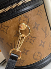 Load image into Gallery viewer, louis vuitton Cannes Bag