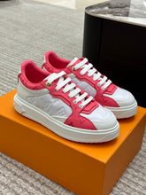 Load image into Gallery viewer, Louis Vuitton Time Out Sneakers