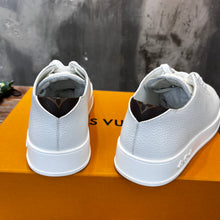 Load image into Gallery viewer, Louis Vuitton Resort Sneakers