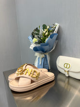 Load image into Gallery viewer, Fendi Fendigraphy Slides