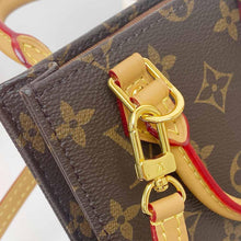 Load image into Gallery viewer, Louis Vuitton Petit Sac Plat Bag - LUXURY KLOZETT