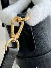 Load image into Gallery viewer, Louis Vuitton On My Side MM Bag