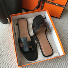 Load image into Gallery viewer, Hermes Oran Sandals