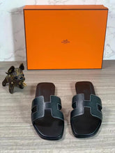 Load image into Gallery viewer, Hermes Oran Sandal