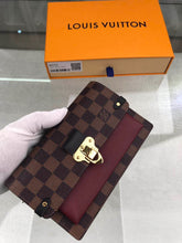 Load image into Gallery viewer, Louis Vuitton Vavin Chain Wallet