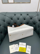 Load image into Gallery viewer, Fendi Peekaboo X Tote Bag